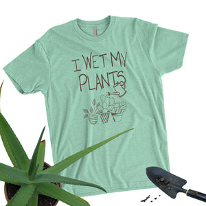 Open image in slideshow, Weez &amp; Ding&#39;s | I Wet My Plants T-Shirt
